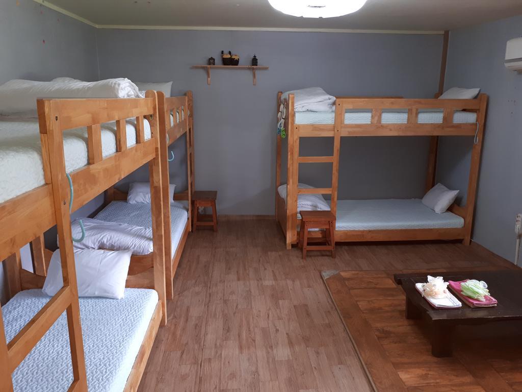 Joseph Tree Guest House Чеджудо Экстерьер фото